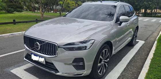 VOLVO XC60 2.0 T8 RECHARGE ULTIMATE AWD GEARTRONIC